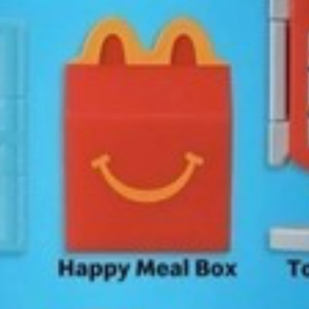 Lil McDonald’s Happy Meal Toy Box NWT